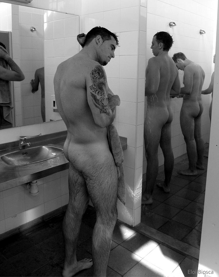 Free naked guys in shower